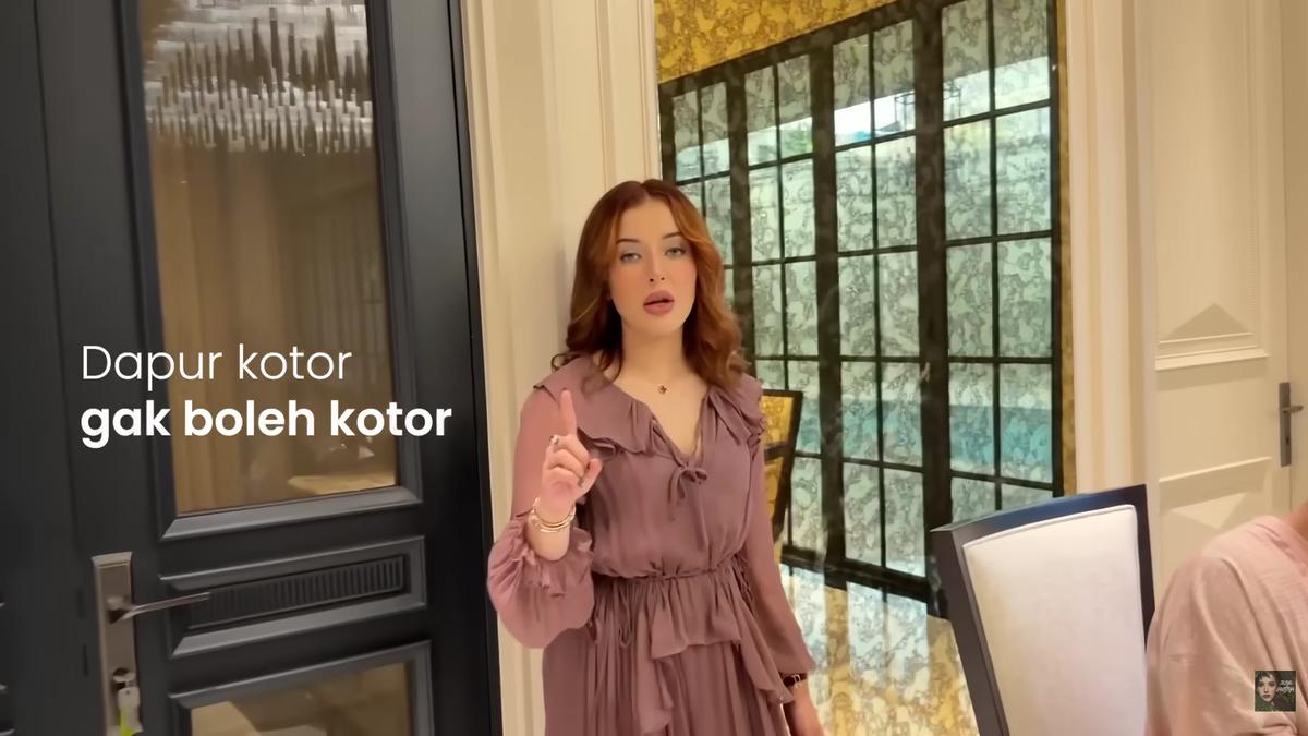 9 Potret Dapur Kotor di Rumah Baru Tasya Farasya, Mewah tapi Tetap Fungsional