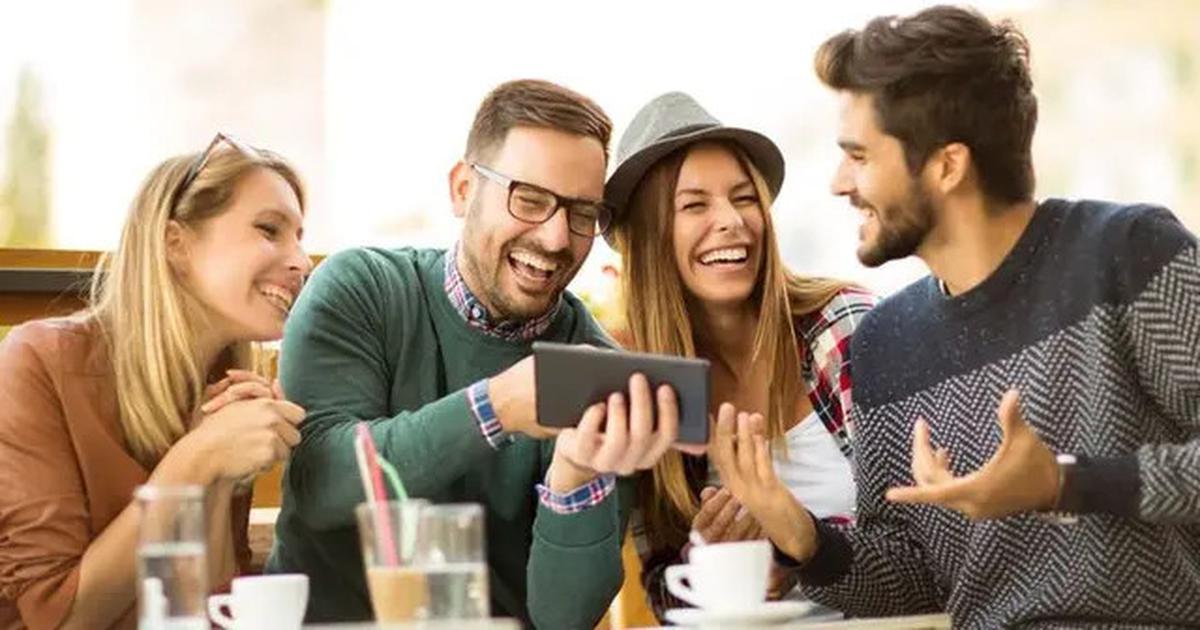 5 Sikap Perempuan Penyayang yang Membuat Pria Terpesona