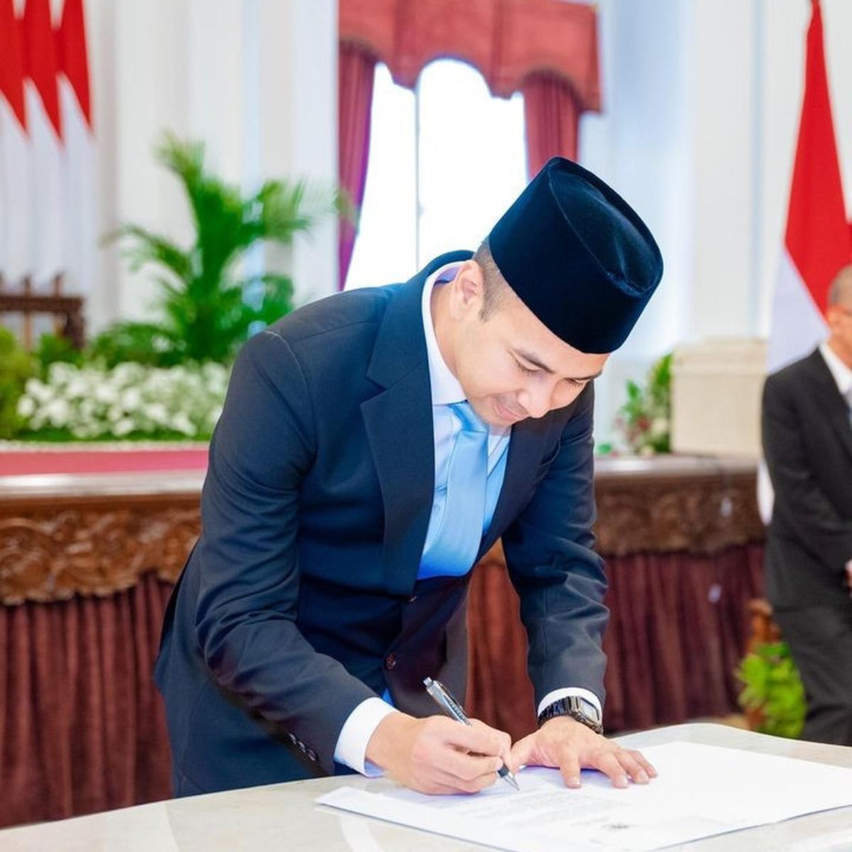Potret Raffi Ahmad Dilantik Jadi Utusan Khusus Presiden, Segini Gaji yang Bakal Diterima - Tidak Dapat Pensiun