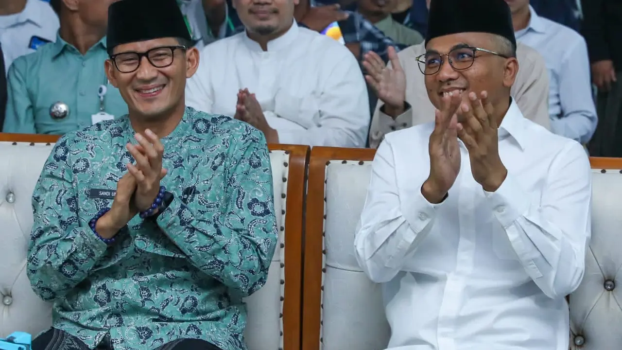 Sekretaris Jenderal PPP Arwani Thomafi dan Ketua Badan Pemenangan Pemilu (Bappilu) PPP Sandiaga Uno.