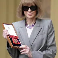 Anna Wintour dapat gelar kehormatan dari Kerajaan Inggris. Begini tampilannya (@theroyalfamily)