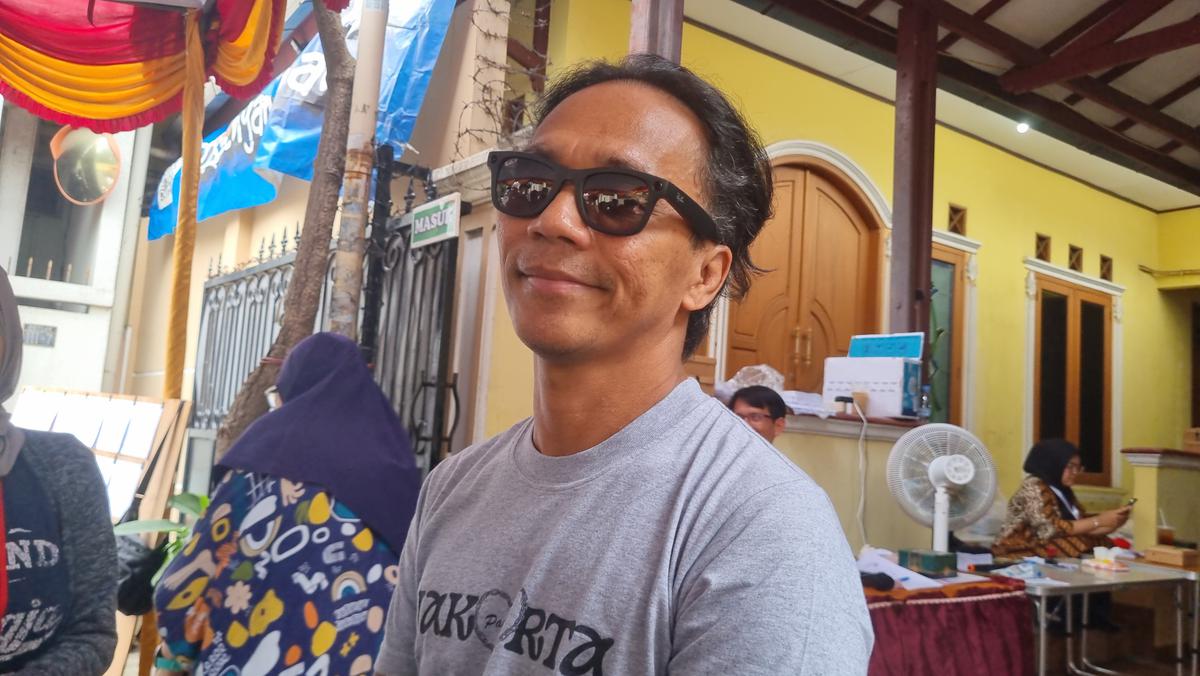 Kaka Slank Kepingin Makan Apa yang Ditanam, Olah Lahan Setengah Hektar Buat Bercocok Tanam