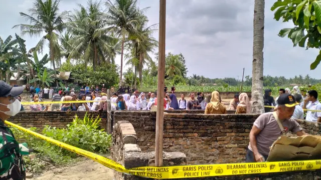 Jasad wanita ditemukan terkubur di tumpukan sampah
