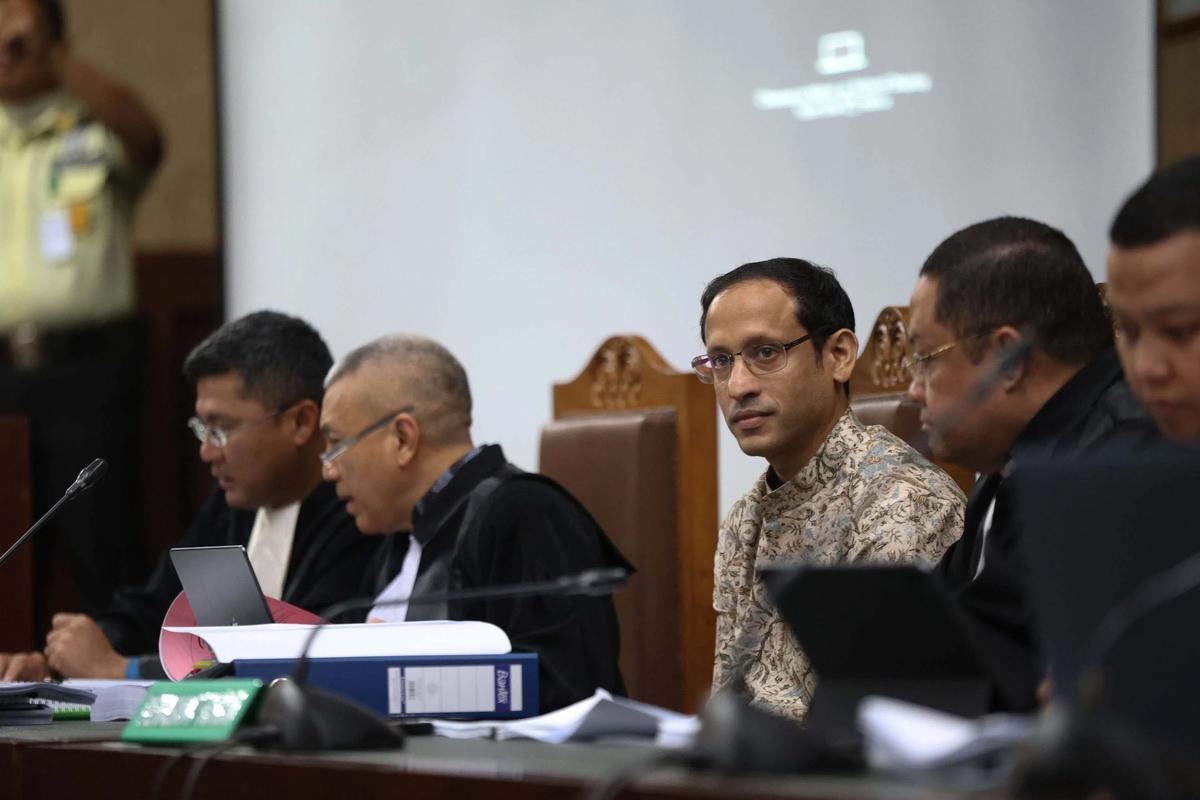 FOTO: Sidang Korupsi Chromebook Nadiem Makarim Soroti Kesehatan dan Alat Bukti
