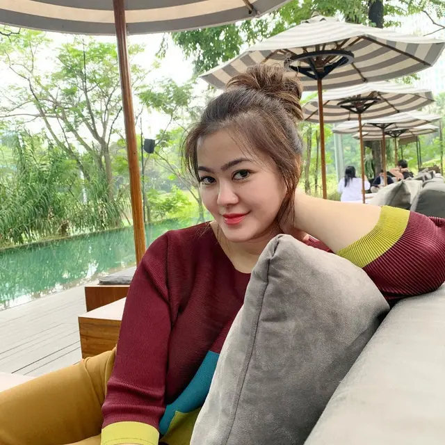 7 Potret Terbaru Sherin Tharia, Mantan Istri Zumi Zola yang Kini Tanpa Hijab