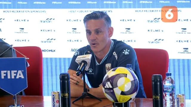 Foto: Elkan Baggott Dampingi John Herdman dalam Konferensi Pers Timnas Indonesia Jelang FIFA Series 2026