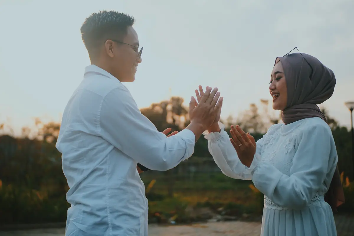 pasangan cinta