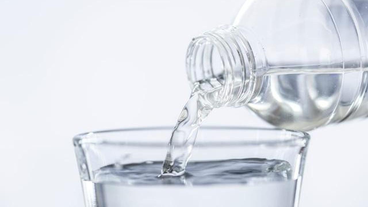 Saat Kepedasan, Sebaiknya Minum Air Putih atau Susu? Ini Cara yang Paling Efektif