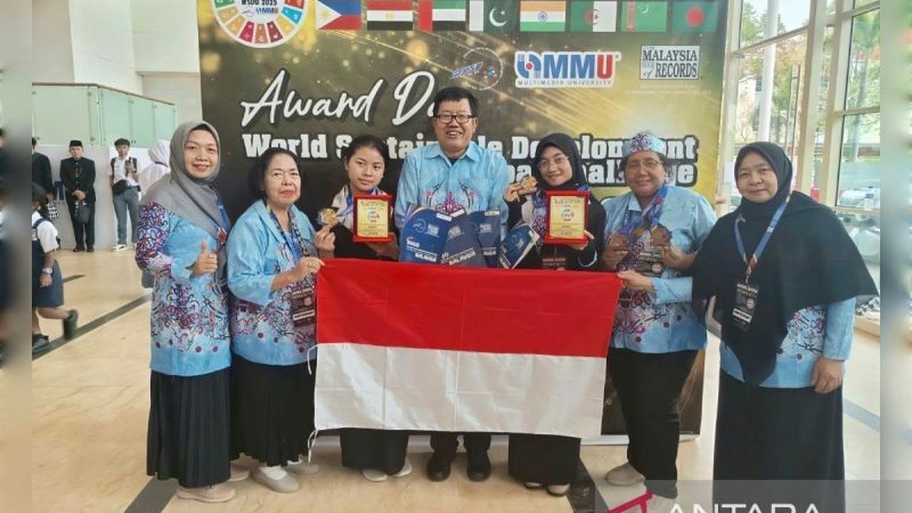 Kalahkan 20 Negara, SMPN 1 Sampit Raih Tiga Penghargaan Bergengsi di Malaysia