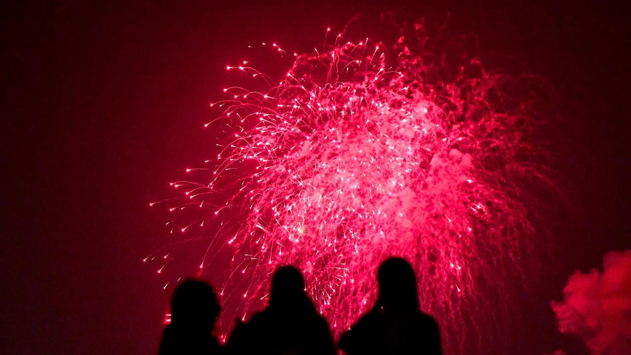 FOTO: Beragam Wajah Perayaan Malam Tahun Baru 2026 di Dunia