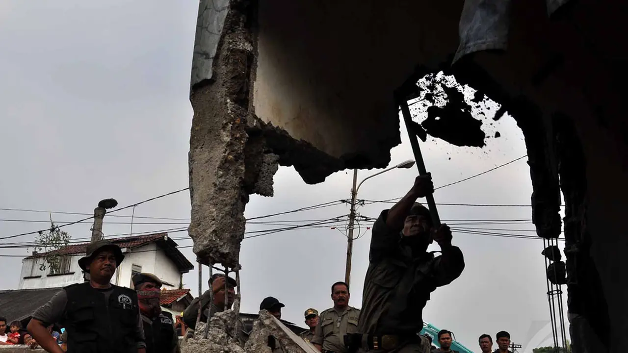 Kali Mampang Dinormalisasikan, 372 KK Kehilangan Tempat Tinggal