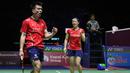 Pebulu tangkis ganda campuran China, Zheng Si Wei dan Huang Ya Qiong kembali merebut peringkat satu dunia BWF usai berhasil menjuarai Indonesia Open 2022 pada Minggu, 19 Juni 2022 lalu. Mereka berhasil mengalahkan wakil Jepang, Yuta Watanabe/Arisa Higashino dua set langsung (21-14 dan 21-16) pada partai final. Selain berjaya di Istora, berikut sederet pencapaian gemilang Zheng/Huang di paruh pertama tahun 2022. (Bola.com/Bagaskara Lazuardi)