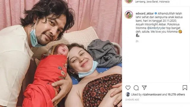 Kimberly Ryder - Edward Akbar (Foto: Instagram/@edward_akbar)