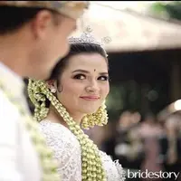 Raisa dan Hamish resmi menjadi pasangan suami istri