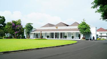 Istana Kepresidenan Yogyakarta menyetujui pembelian pembelian Sertifikat Energi Baru Terbarukan (EBT) PLN sesuai dengan penggunaan listrik per bulan selama 24 bulan. (Dok PLN)