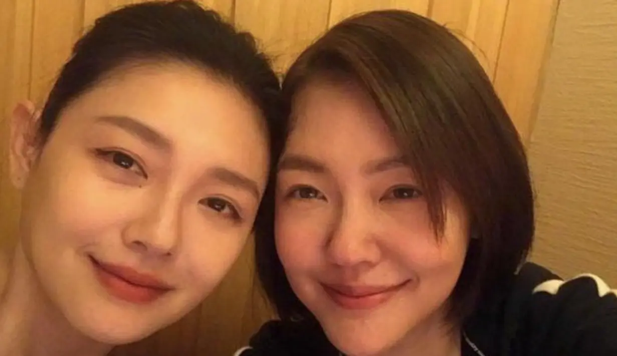 Dee memiliki gaya yang lebih berani dan stylish.  [Foto: Instagram/ Dee Shu]