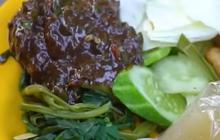 Mencicipi Uniknya Rujak Jaran yang Legendaris di Cirebon, Isinya Sayur bukan Buah