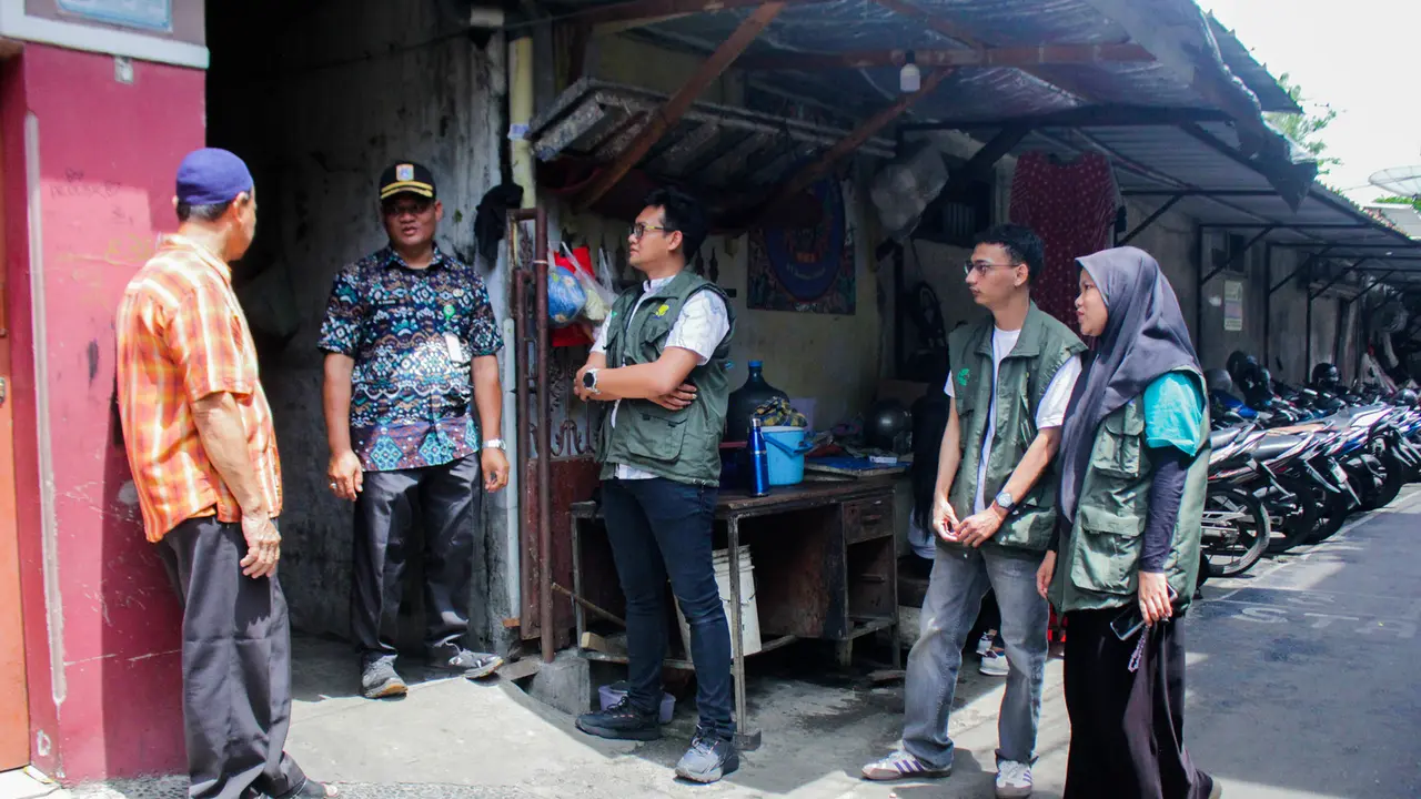 PT Brantas Abipraya (Persero) melakukan pembangunan 10 Sarana Tempat Mandi Bersama (STMB) di Kelurahan Cipinang Cempedak, Kecamatan Jatinegara, Jakarta Timur.