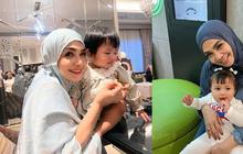 Potret Rieta Amilia Momong dan Suapi Lily, Disayang dan Siapkan Cemilan Untuk Cucu Kesayangan