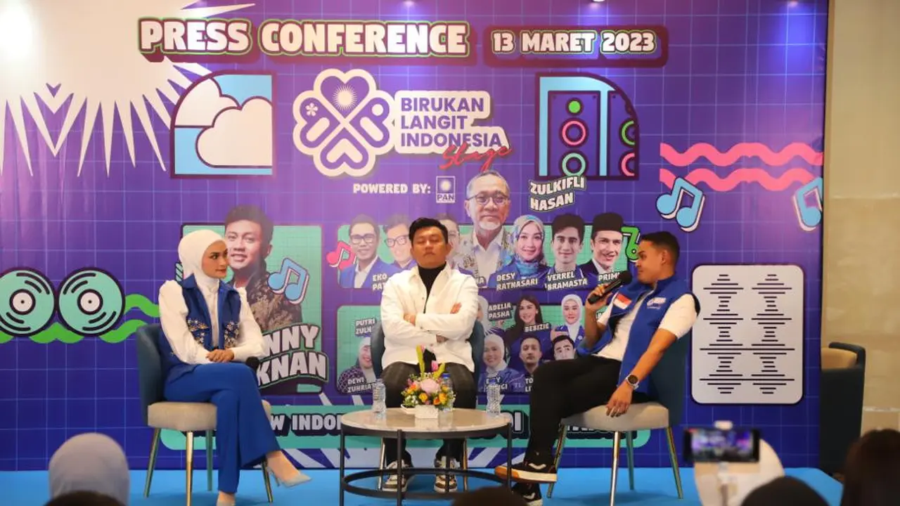 Wakil Ketua Umum PUAN Putri Zulkifli Hasan saat jumpa pers di kantor DPP PAN, Warung Buncit, Jakarta Selatan, Senin (13/3/2023)