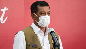 Ketua Satgas Penanganan COVID-19 Doni Monardo menyampaikan adanya vaksin Corona ditambah protokol kesehatan, lebih yakin keselamatan dan kesehatan masyarakat bisa dipertahankan saat konferensi pers, Senin (7/12/2020). (Tim Komunikasi Satgas COVID-19)