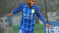 Alex Teixeira (Jiangsu Suning). (STR / AFP)