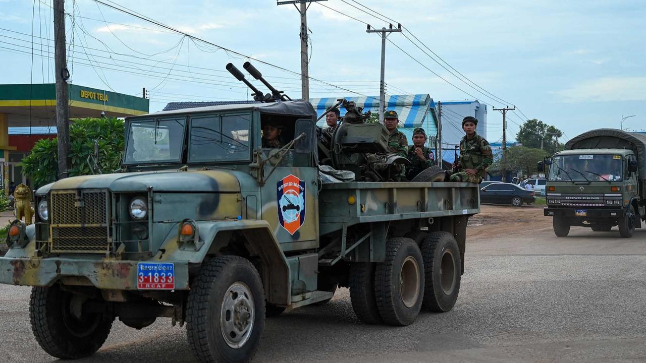 FOTO:  Perang Thailand-Kamboja Tewaskan Belasan Warga dan Picu 120 Ribu Pengungsi