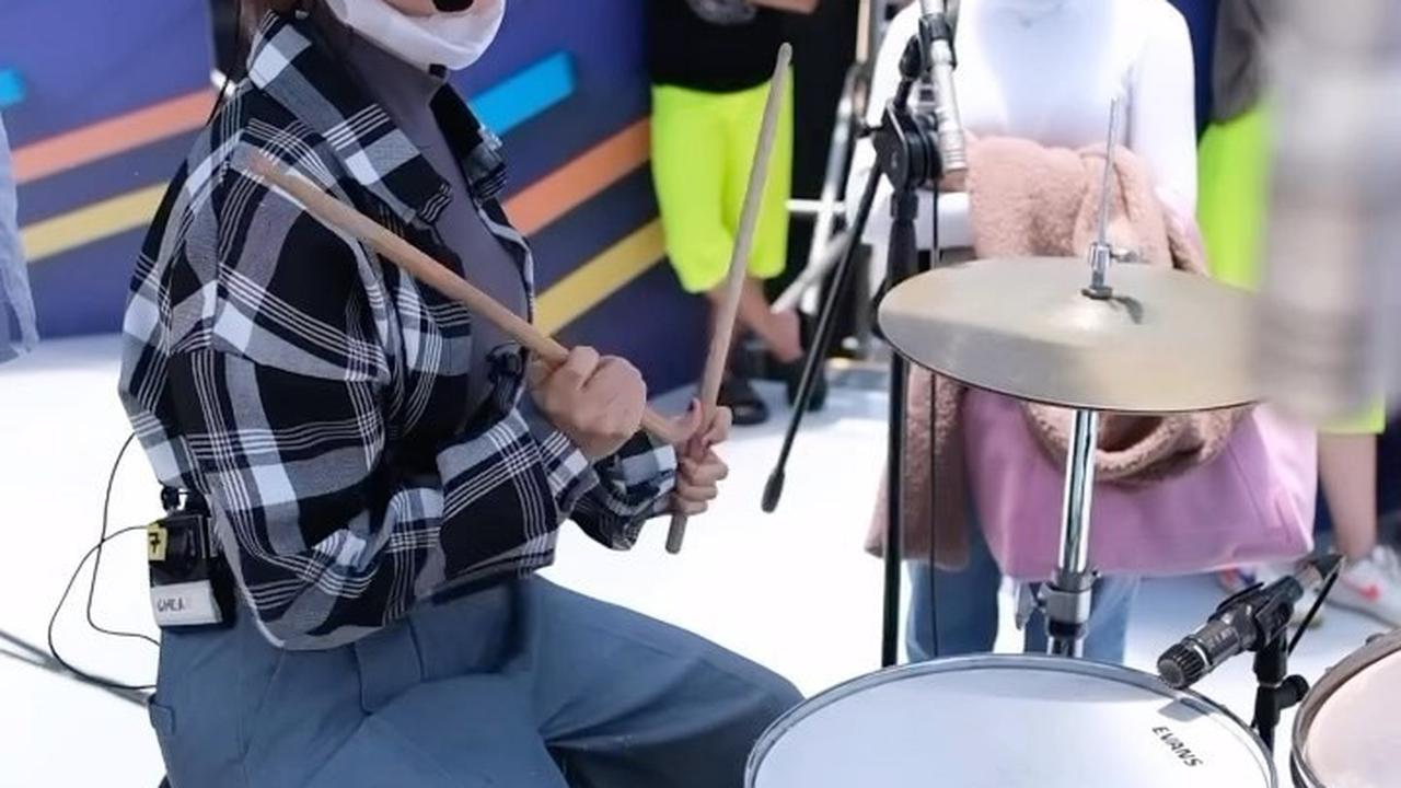 Memiliki Bakat Dalam Memainkan Drum
