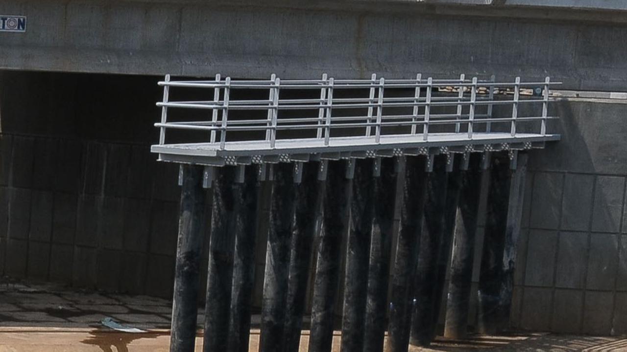 Pj Gubernur DKI Jakarta menuturkan proyek sodetan Kali Ciliwung ini banjir di Jakarta bisa berkurang 60 persen.
(merdeka.com/Imam Buhori)
