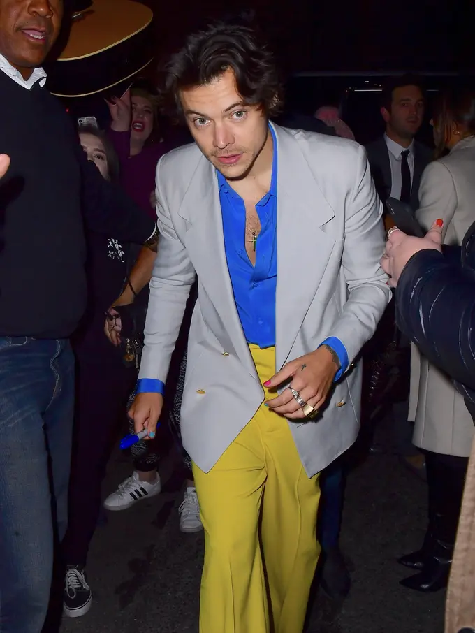 [Fimela] Harry Styles di Saturday Night Live