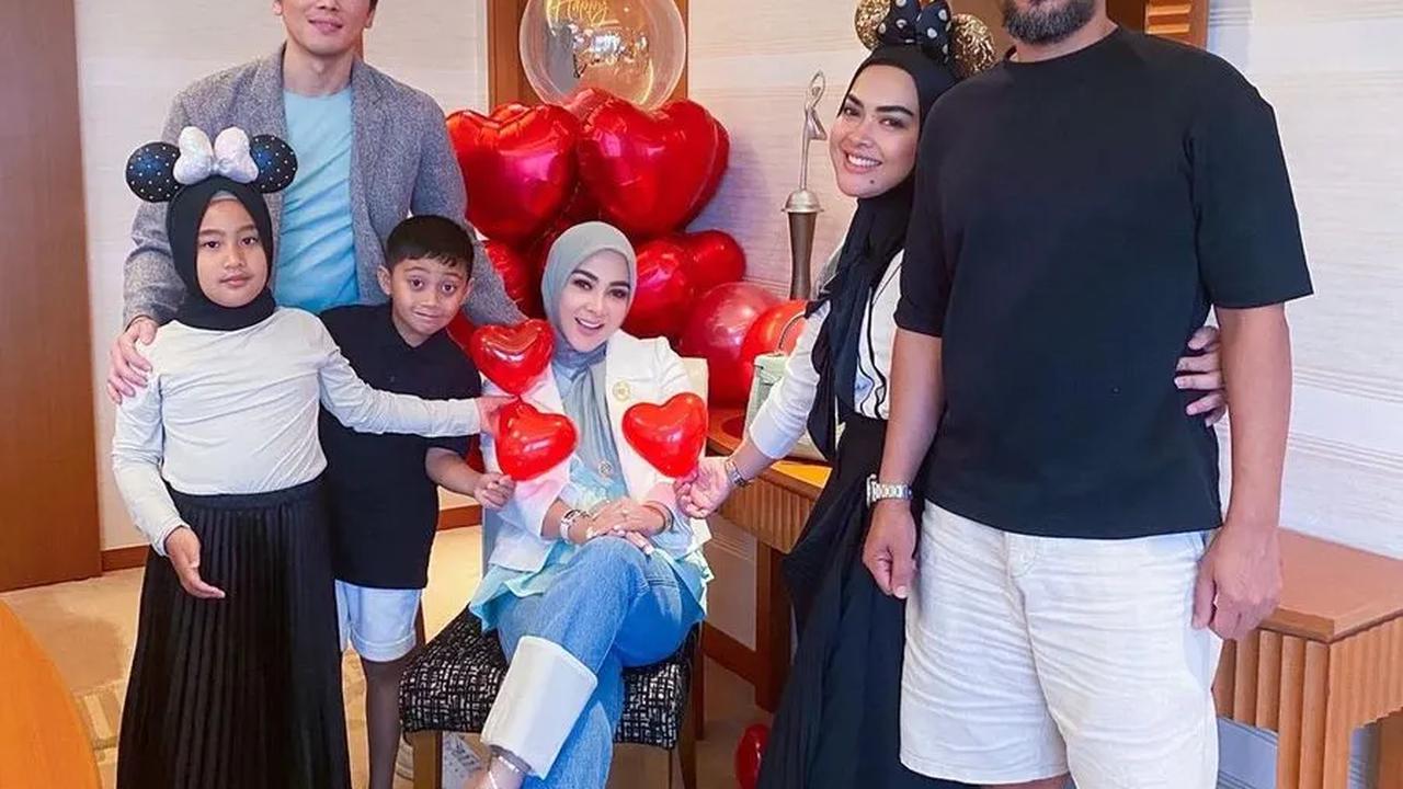 "Kini Reino sukses berbisnis dengan caranya sendiri," terang OJK.