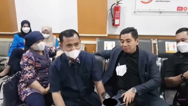 H. Faisal, ayah mertua Vanessa Angel (Foto: YouTube)