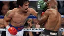 Manny Pacquiao (kiri) vs Timothy Bradley (REUTERS/Joe Camporeale-USA TODAY)