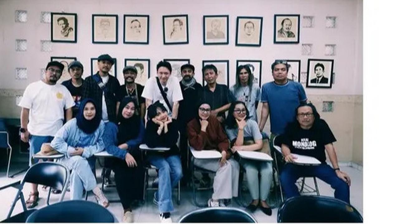 Cantik Awet Muda, 6 Potret Lawas Rina Nose Zaman Kuliah Jurusan Teater
