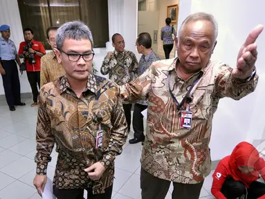 Plt Pimpinan KPK mendatangi Istana Negara, Jakarta, Senin (16/3/2015). Pelaksana tugas Ketua KPK, Taufiqurahman Ruki, mengatakan Presiden meminta pimpinan datang untuk membicarakan perkembangan pencegahan korupsi. (Liputan6.com/Faizal Fanani)