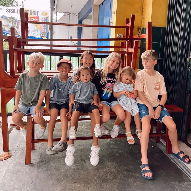 Jennifer Bachdim dan keluarga liburan ke Solo dan Jogja (Instagram/jenniferbachdim)