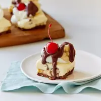 Resep Banana Split Sederhana (Unsplash/American Heritage Chocolate)