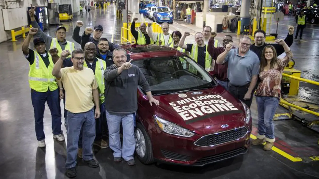 Mesin EcoBoost Bikinan Ford Sudah Dibuat Jadi 5 Juta Mobil