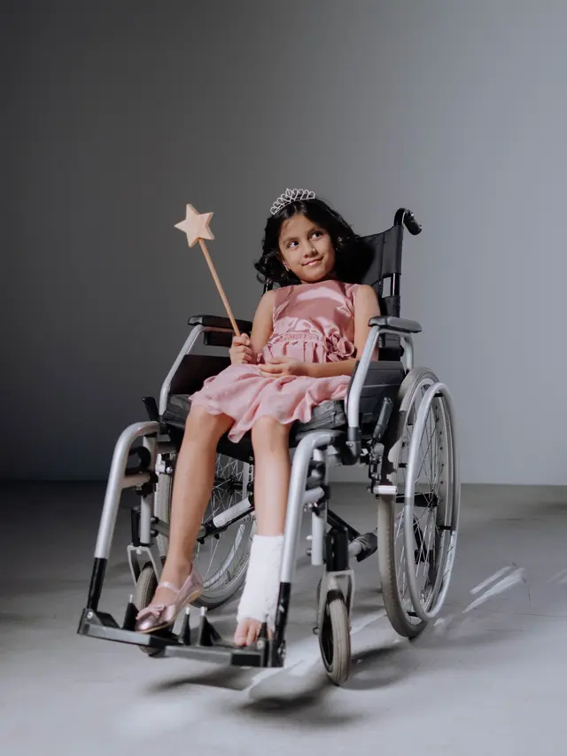 Ilustrasi anak disabilitas fisik Foto oleh cottonbro dari Pexels