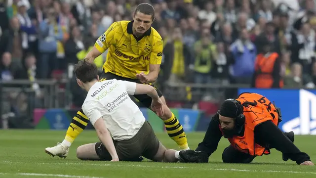 FOTO Boruissa Dortmund Vs Real Madrid