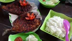 Rekomendasi Tempat Makan Ikan Bakar di Banyuwangi / Google Maps Elok Kartiningtyas