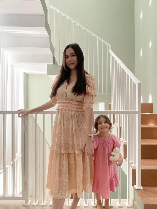 <p>(Instagram/aurakasih)</p>