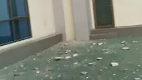 Sejumlah bangunan kantor pemerintahan dilaporkan rusak akibat gempa Magnitudo 6,6 yang mengguncang Kupang NTT. (Liputan6.com/ Ola Keda)