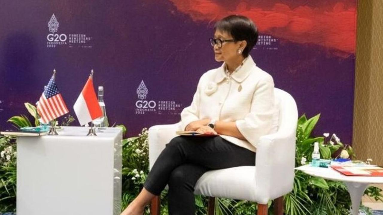 Menlu Retno Marsudi Dapat Hadiah Peta Jadul Indonesia dari Sosok Menteri Qatar, Ungkap Perlakuan Manis Sang Sahabat