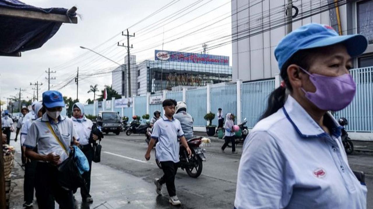 Ribuan Buruh Anak Usaha PT Sritex Kena PHK