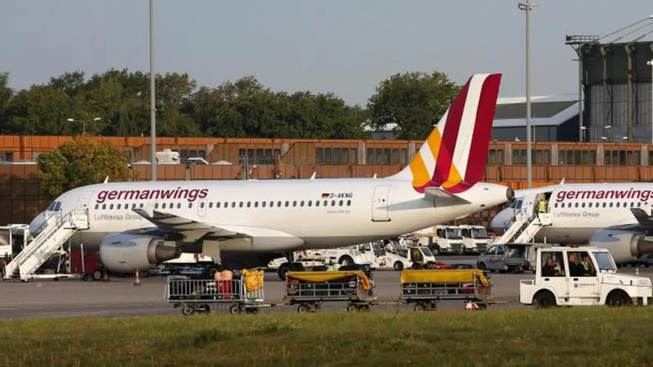 Pesawat Germanwings Jatuh di Sekitar Gunung Alpen