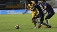 Sriwijaya FC menang 4-0 atas PSIS Semarang pada lanjutan Liga 1 2018 di Stadion Gelora Sriwijaya Jakabaring, Selasa (22/5/2018). (Bola.com/Riskha Prasetya)