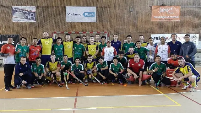 Timnas Hoki Indoor putra dan putri Indonesia.