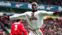 Legenda Manchester United, Andy Cole merupakan salah satu striker terbaik selama masa puncaknya. Bersama MU, ia memenangkan lima gelar Liga Inggris dan satu Liga Champions dalam waktu hanya enam tahun. Cole juga tercatat memiliki koleksi 83 gol tandang di Liga Inggris. (AFP/PA/Owen Humphreys)