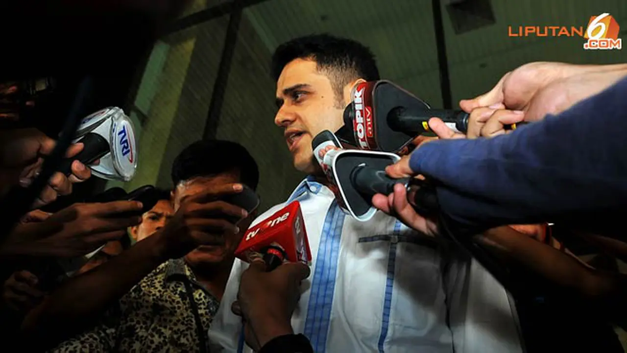nazaruddin-olly-130927c.jpg